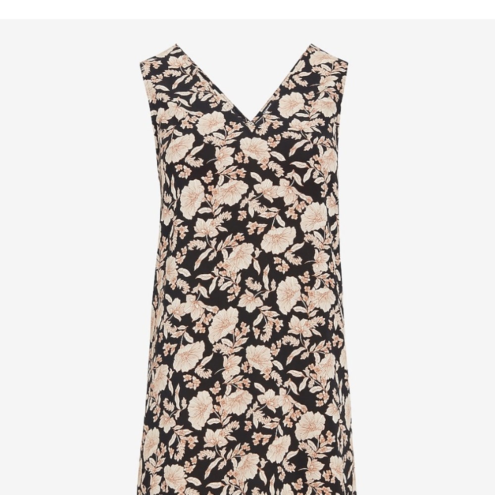 NWT Express Floral Shift Dress